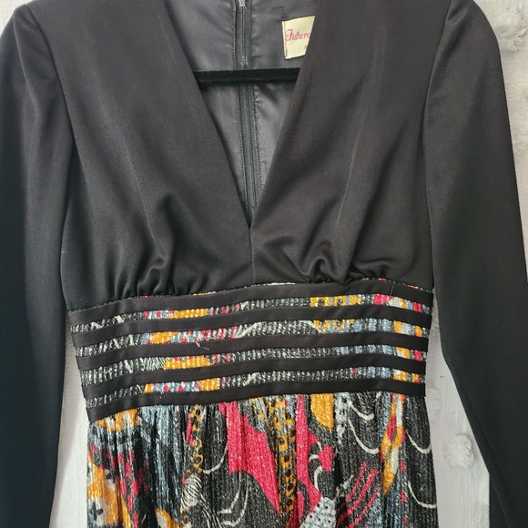 Vintage Metallic Long Sleeve Maxi Dress - Picture 4 of 8